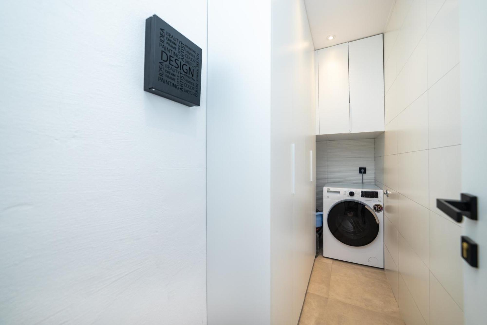 Ema Apartment